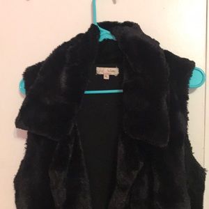 winter vest, is black from the brand J, J, by ( XL)